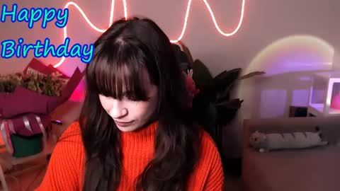 Mary online show from April 24, 6:43 pm