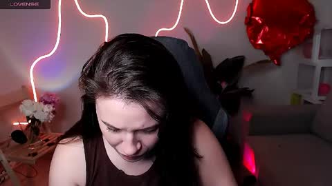 Mary online show from June 7, 4:34 pm