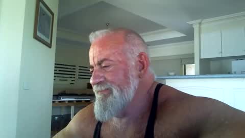 C A Rey online show from February 1, 3:03 am
