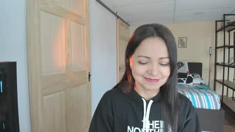 carlin1511 online show from October 18, 8:02 pm