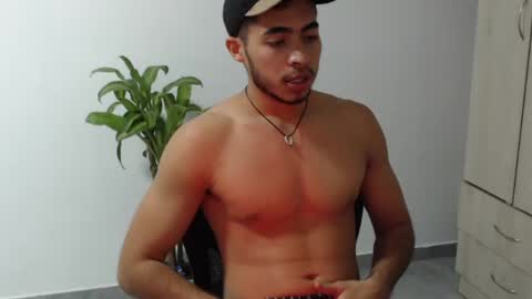 Carlitos online show from July 25, 3:37 am