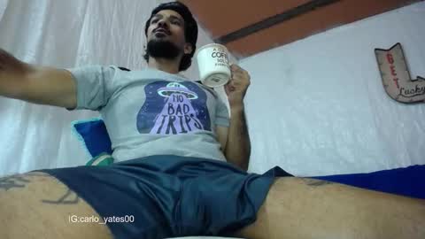 Snapshot of carlo_yates27 chatting on October 20, 1:10 am carlo yates thx for help me to reach 100 thumps up online show from October 20, 1:10 am
