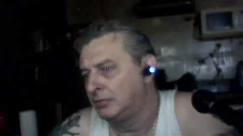 carlos712009 online show from March 5, 7:06 am