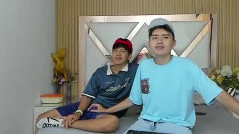 CarlosANDMaicol online show from July 20, 10:39 am