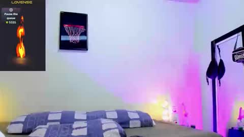 carloshero69 online show from April 10, 7:29 pm