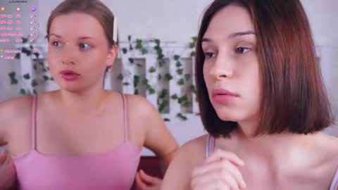 Jessie and Lika   online show from March 5, 7:39 am