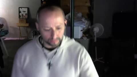 Carl online show from December 24, 12:55 am
