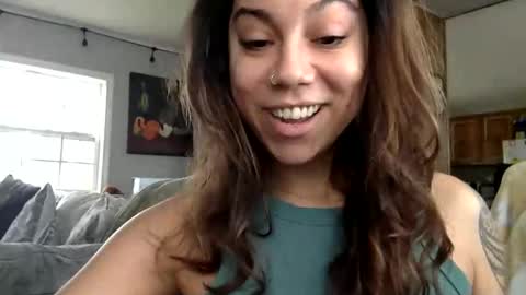 Carmen online show from April 6, 6:20 pm