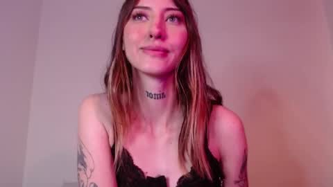 carmennrusso online show from March 21, 5:02 am