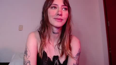 carmennrusso online show from March 29, 2:57 am