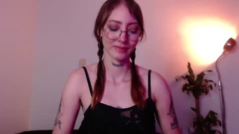 carmennrusso online show from January 16, 9:46 pm