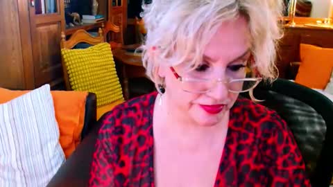 Carmen online show from November 24, 8:57 am