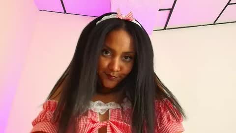 carolina baire online show from June 5, 1:38 pm