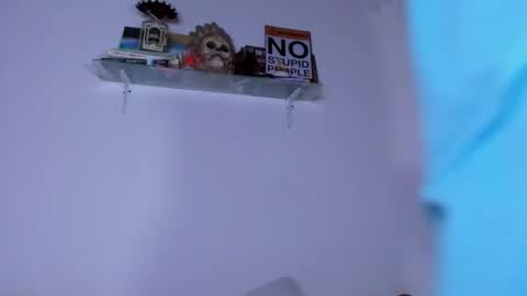 CarolinaM online show from November 18, 1:25 pm