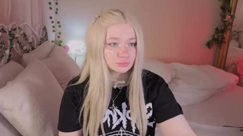 Mira online show from April 19, 8:04 am