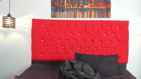 Carolina online show from October 25, 6:41 pm