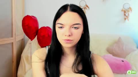 Mary and Carol online show from February 18, 8:25 am