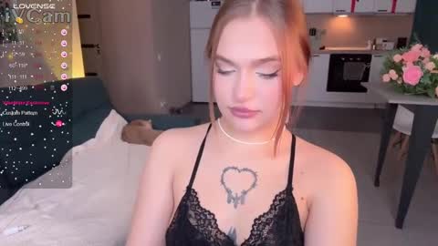 Caro online show from February 1, 1:02 am