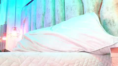 Carolina online show from December 17, 4:52 am