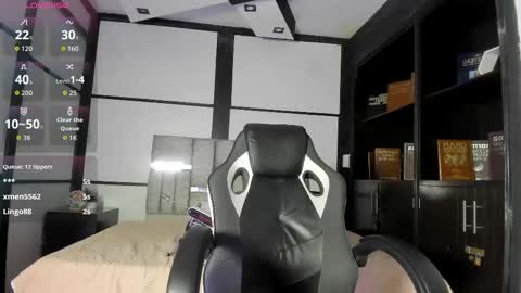 Caroline online show from March 1, 6:45 pm