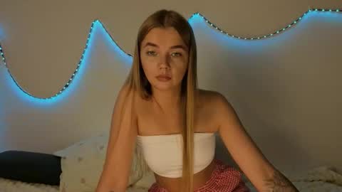 carriebradshawww online show from September 17, 4:54 pm