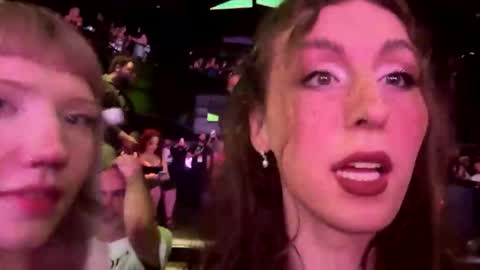 carrie madsin online show from May 14, 2:43 am