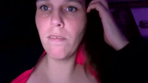 Cash Couple online show from November 18, 3:20 am