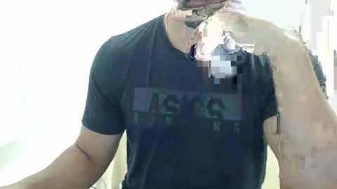 cashmastermuscle77 online show from April 13, 8:13 pm