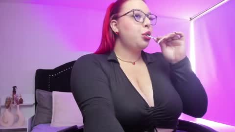 cashvampire online show from June 24, 2:35 pm
