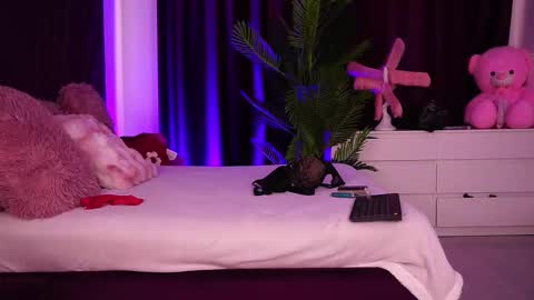 Cassy online show from March 5, 6:00 am