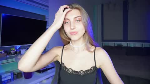Seductress Cassia  FINDOM AND SADISM  NO NUDE online show from September 10, 7:04 pm