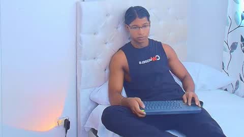 CASSIAN GOLD online show from June 22, 6:37 pm