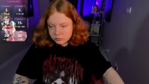 Snapshot of cassie_xkiss chatting on October 10, 8:35 pm Cassie online show from October 10, 8:35 pm