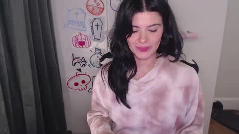 cassiealvarez online show from October 13, 4:25 am