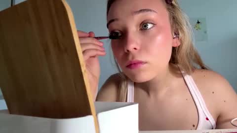 Olivia online show from March 9, 8:19 am