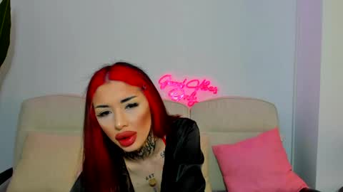 cassy_foxy online show from April 8, 5:32 am