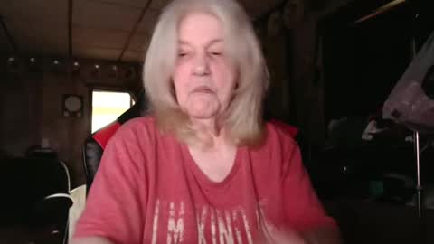 Snapshot of cat9paw chatting on September 21, 7:51 pm cat online show from September 21, 7:51 pm