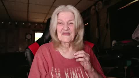 Snapshot of cat9paw chatting on September 29, 7:02 pm cat online show from September 29, 7:02 pm