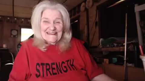 Snapshot of cat9paw chatting on September 14, 7:04 pm cat online show from September 14, 7:04 pm