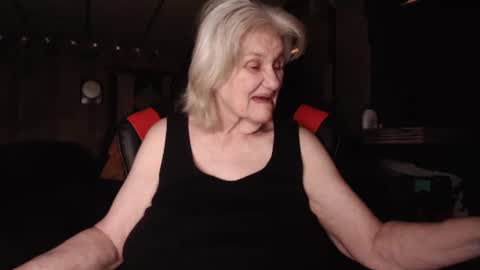 Snapshot of cat9paw chatting on February 28, 9:01 pm cat online show from February 28, 9:01 pm