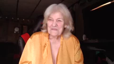 Snapshot of cat9paw chatting on March 10, 4:25 pm cat online show from March 10, 4:25 pm