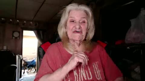 Snapshot of cat9paw chatting on October 4, 7:55 pm cat online show from October 4, 7:55 pm