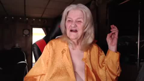 Snapshot of cat9paw chatting on September 16, 7:17 pm cat online show from September 16, 7:17 pm