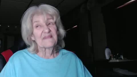 Snapshot of cat9paw chatting on February 13, 8:34 pm cat online show from February 13, 8:34 pm