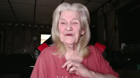 Snapshot of cat9paw chatting on October 3, 7:55 pm cat online show from October 3, 7:55 pm