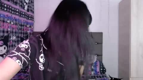 Mila online show from March 28, 8:27 am