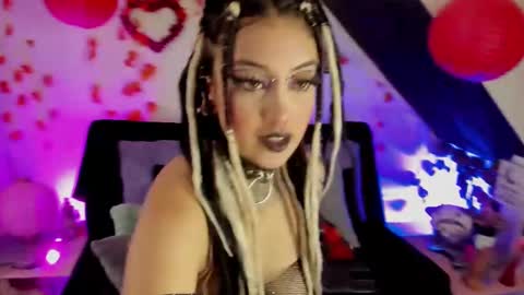 Cata green model independient online show from February 24, 8:25 pm