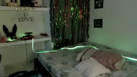 Snapshot of catalinagarciaa chatting on January 7, 3:46 am  Catalina Garcia     online show from January 7, 3:46 am