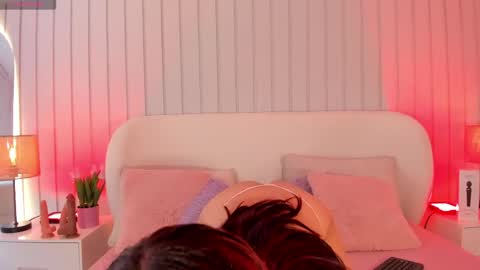 Catalina  online show from April 12, 6:56 pm