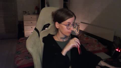 Snapshot of cath_dysphoria_ chatting on October 21, 8:45 pm CATH online show from October 21, 8:45 pm